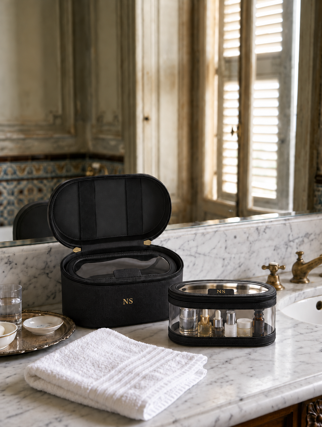 The Riviera Vanity Case