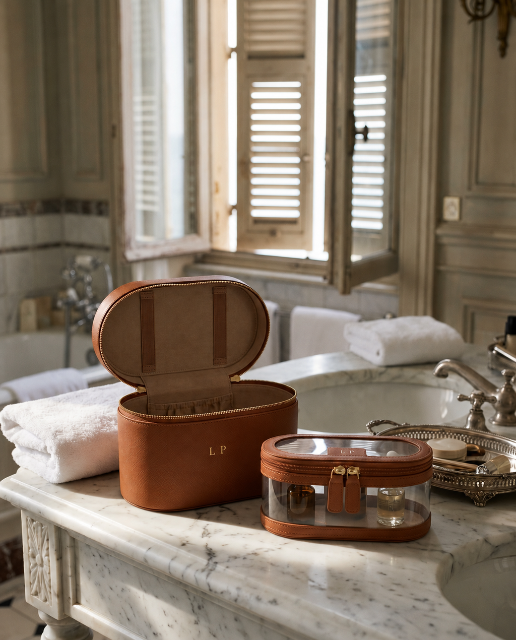 The Riviera Vanity Case