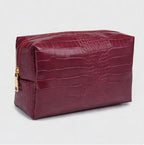 Mayfair Pouch in burgundy