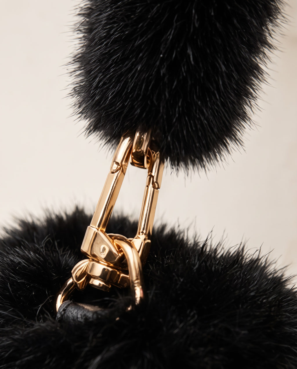 The Kitzbühel Bucket Bag