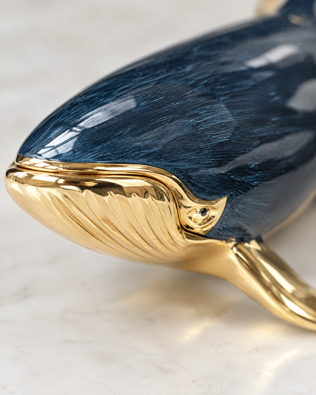 The Nantucket Whale, close-up of the gold-tone head
