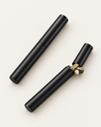 The Piccadilly Lighter in black